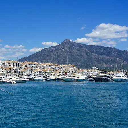 Apartmán Touristenapartment Im Zentrum Von Marbella- Ganz By Interhome *