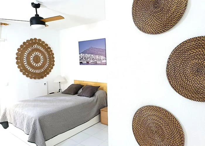 Touristenapartment Im Zentrum Von Marbella- Ganz In Der Naehe Des Strandes Und D By Interhome Апартаменти Марбелья