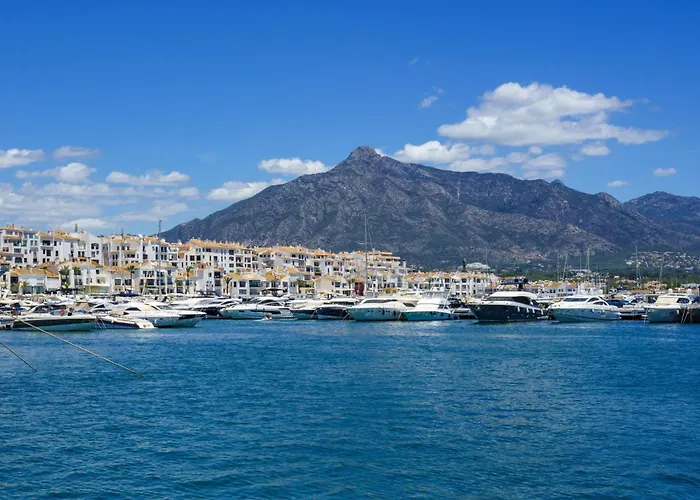 Апартаменти Touristenapartment Im Zentrum Von Marbella- Ganz In Der Naehe Des Strandes Und D By Interhome *